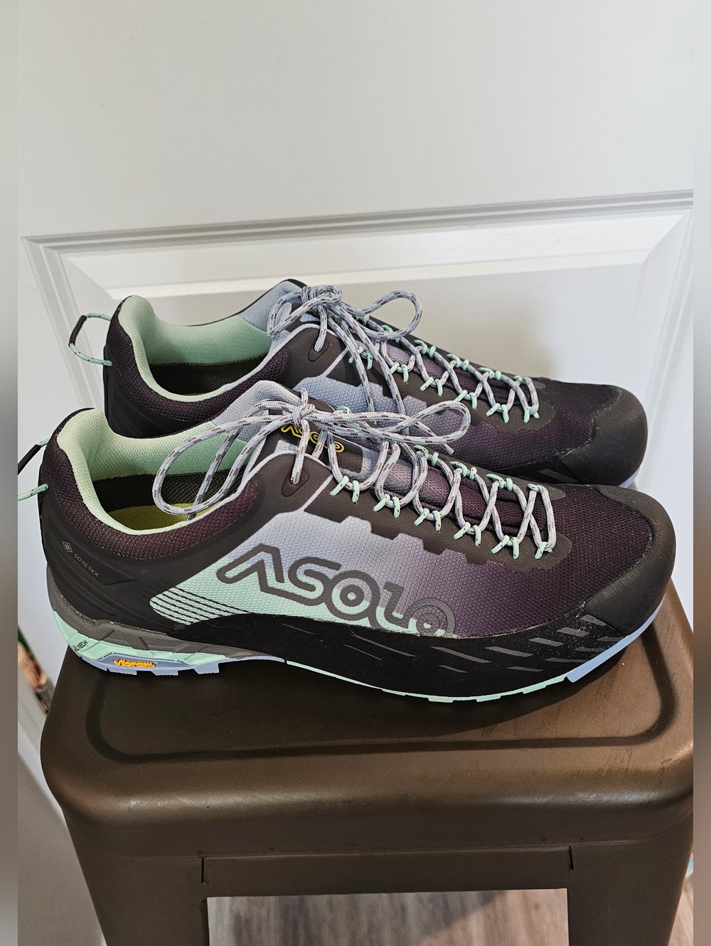 Asolo Gore-Tex Hiking Shoes Womens 9.5 Vibram GTX Waterproof Trail Lightweight - Picture 2 of 12